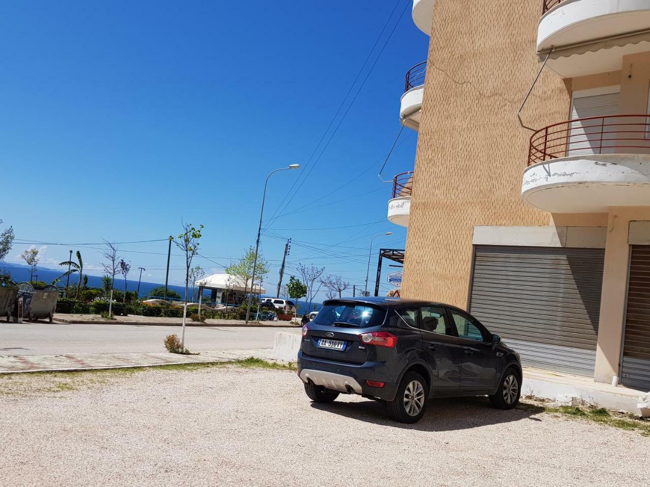סרנדה Apartment Of Beautiful Dreams Over The Sea מראה חיצוני תמונה